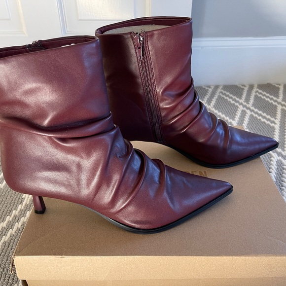 Steve Madden Maxxine Bootie, Size 9.5, Wine (Burgundy) - Picture 5 of 10